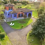 Chalé Casa Vacacional Poo De Llanes